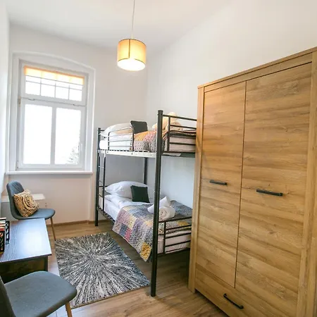 Apartament Przy Teatrze Zdrojowym Polanicaapartamenty Pl 폴라니카-즈루이